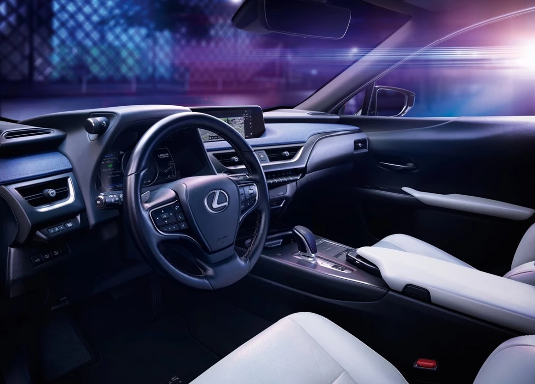 1636560-Lexus-UX_300e-2021-03.jpg