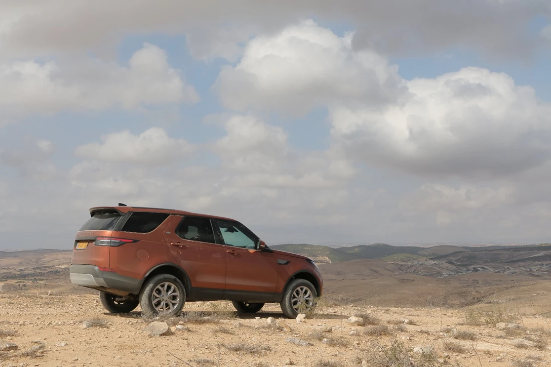 1590120-לנד רובר דיסקברי 5  (8).JPG