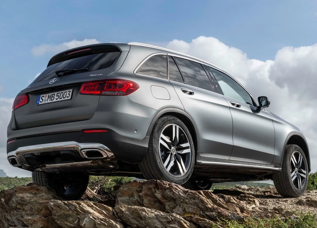 1648148-Mercedes-Benz-GLC-2021-03.jpg