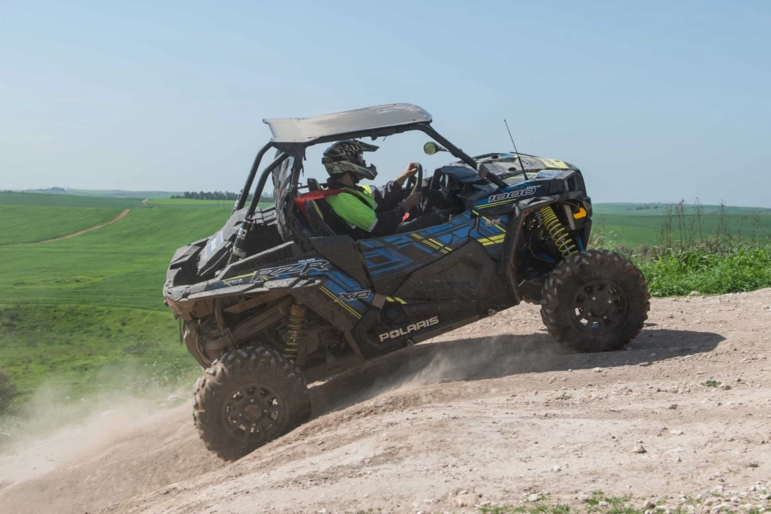 1591650-פולאריס רייזר דיינאמיקס (5).jpg