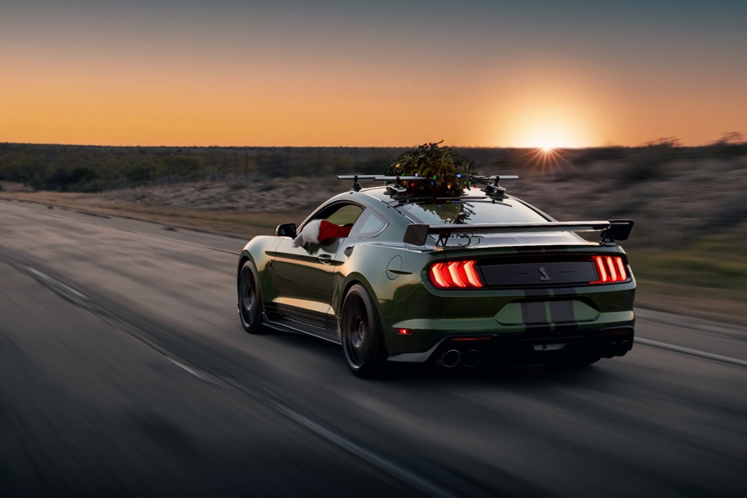 1674334-HIGHRES-Hennessey-Venom-1000-Ford-Mustang-GT500-Christmas-Tree-Run-5.jpeg