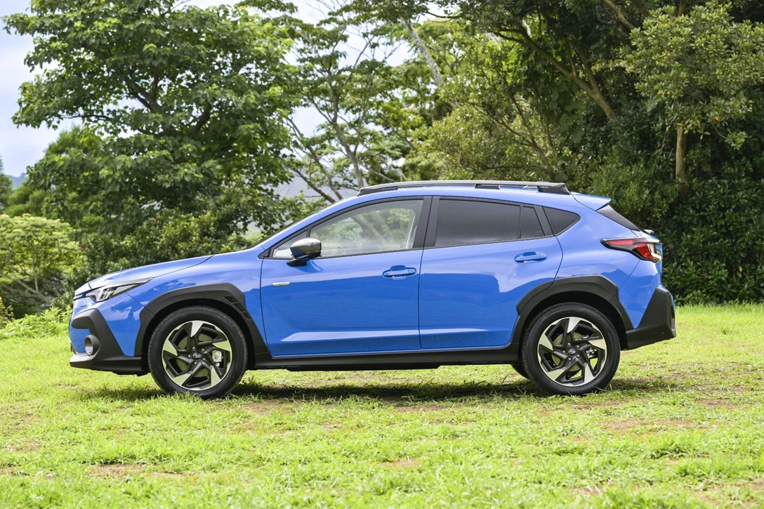 1667800-subaru-crosstrek-10.jpg