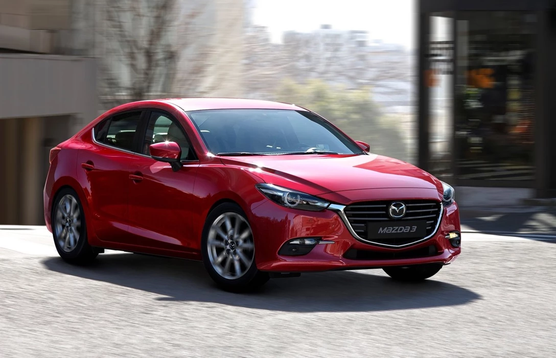1634380-מאזדה 3 2018 2.jpg