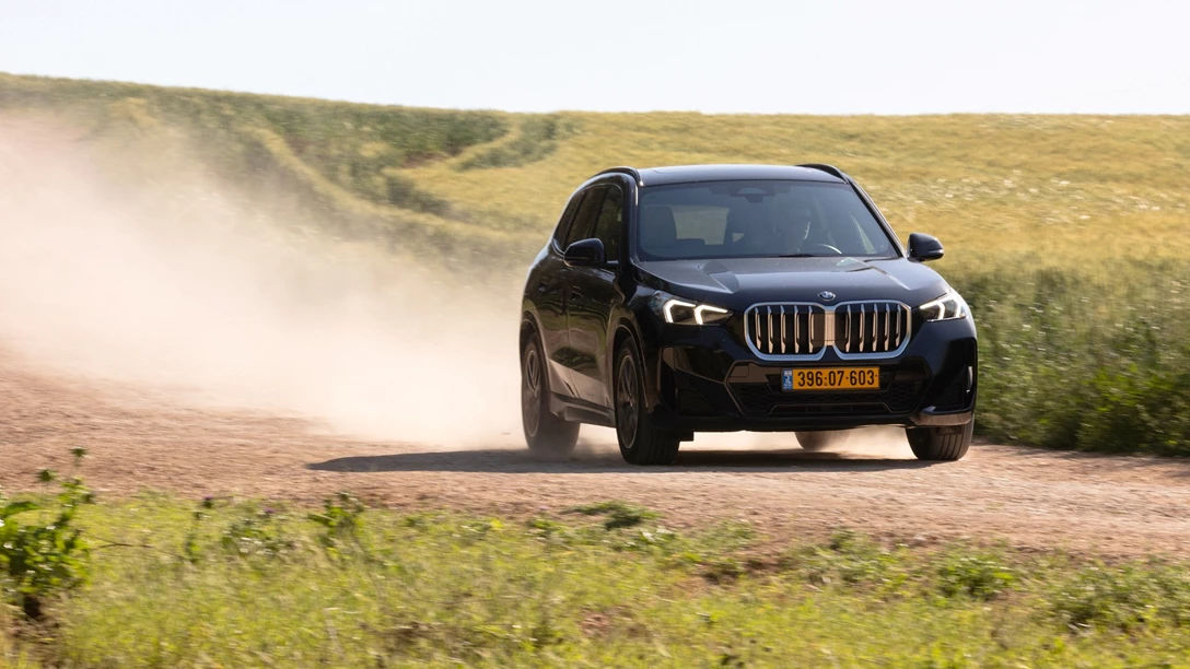 1681778-TFeder_BMW-X1_310322-057-min.JPG