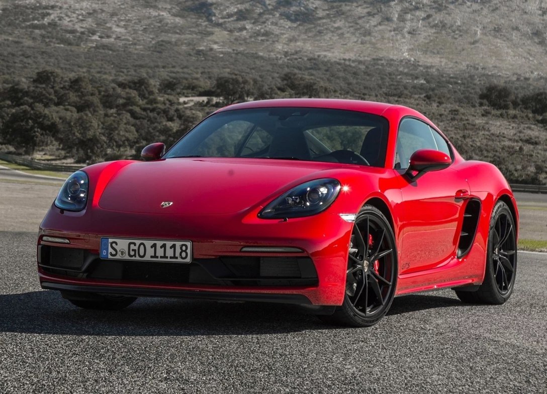1628560-Porsche-718_Cayman_GTS-03.jpg