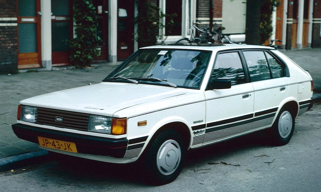 1614250-Hyundai_Pony_1984_Utrecht.jpg