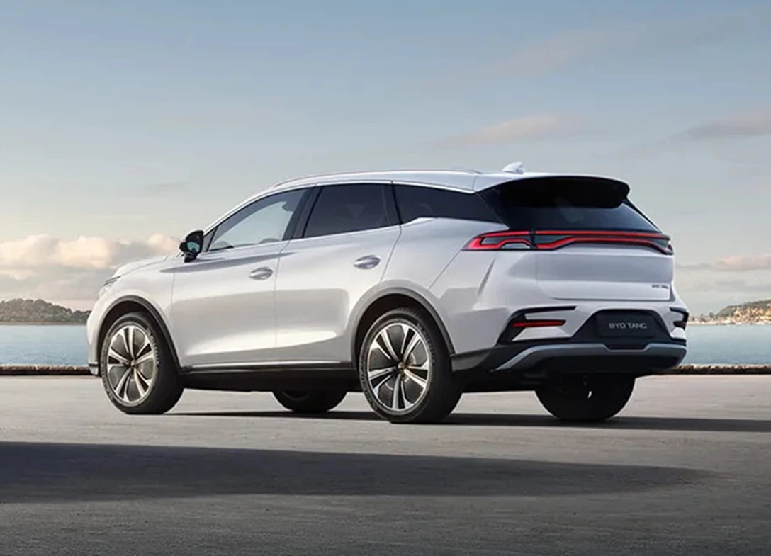 1701229-BYD-Tang-2024-03-FL.jpg