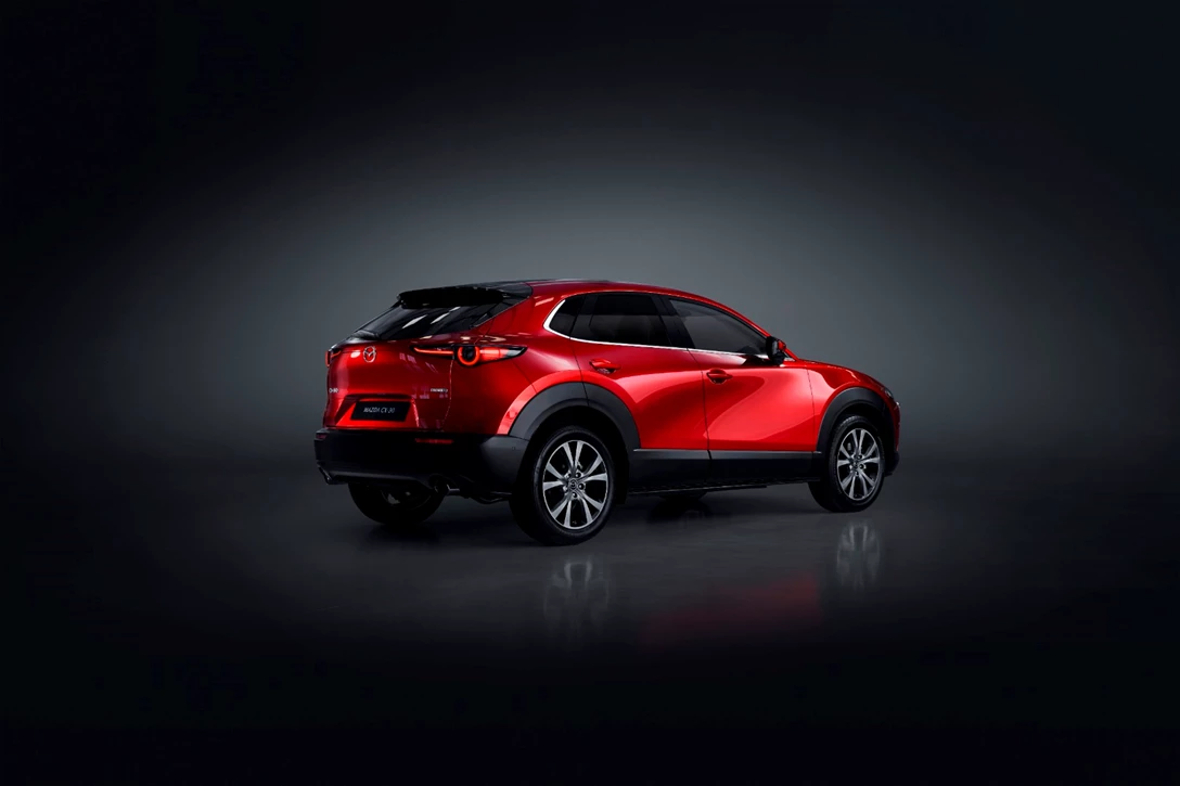 1613330-Mazda-CX-30_at_2019GIMS_13_hires.jpg