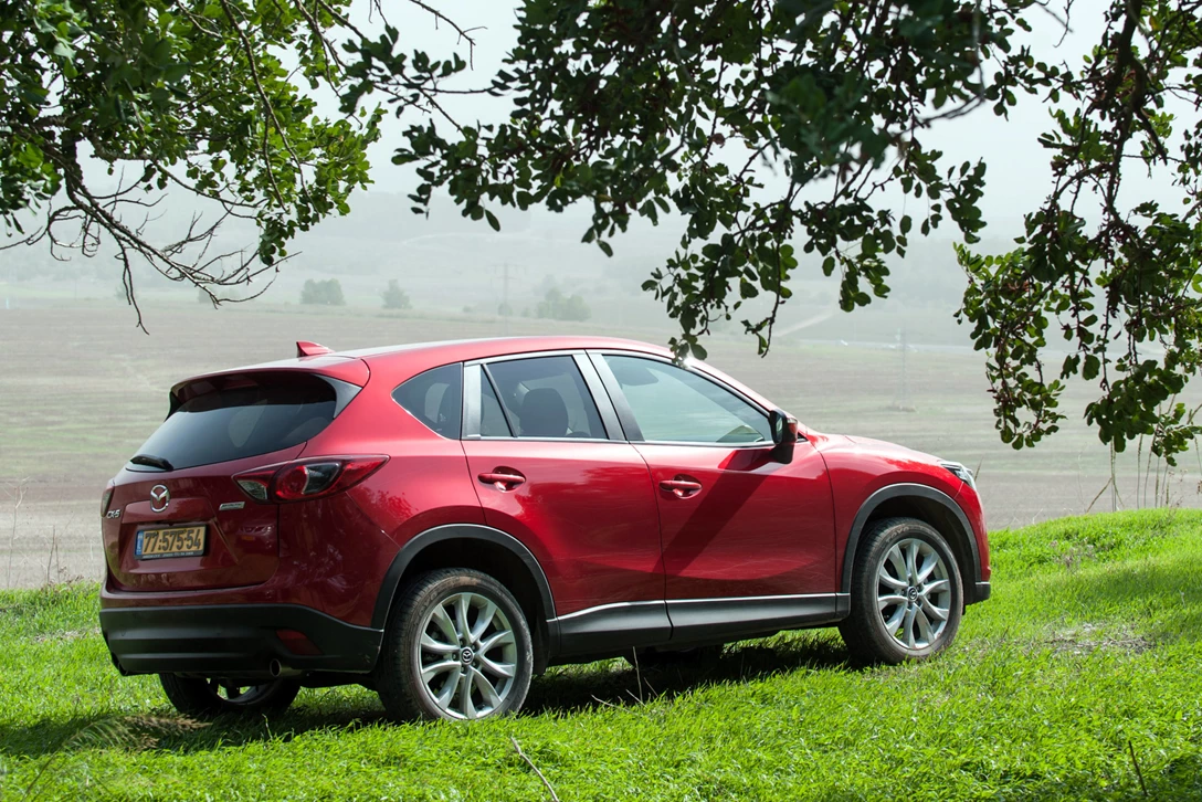 1589372-ניסאן קשקאי מול מאזדה CX-5 מבחן דרכים (10).jpg