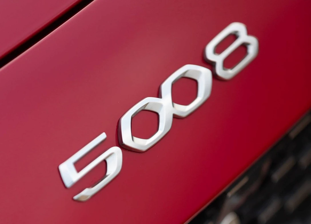 1694894-Peugeot-5008-2024-13.jpg