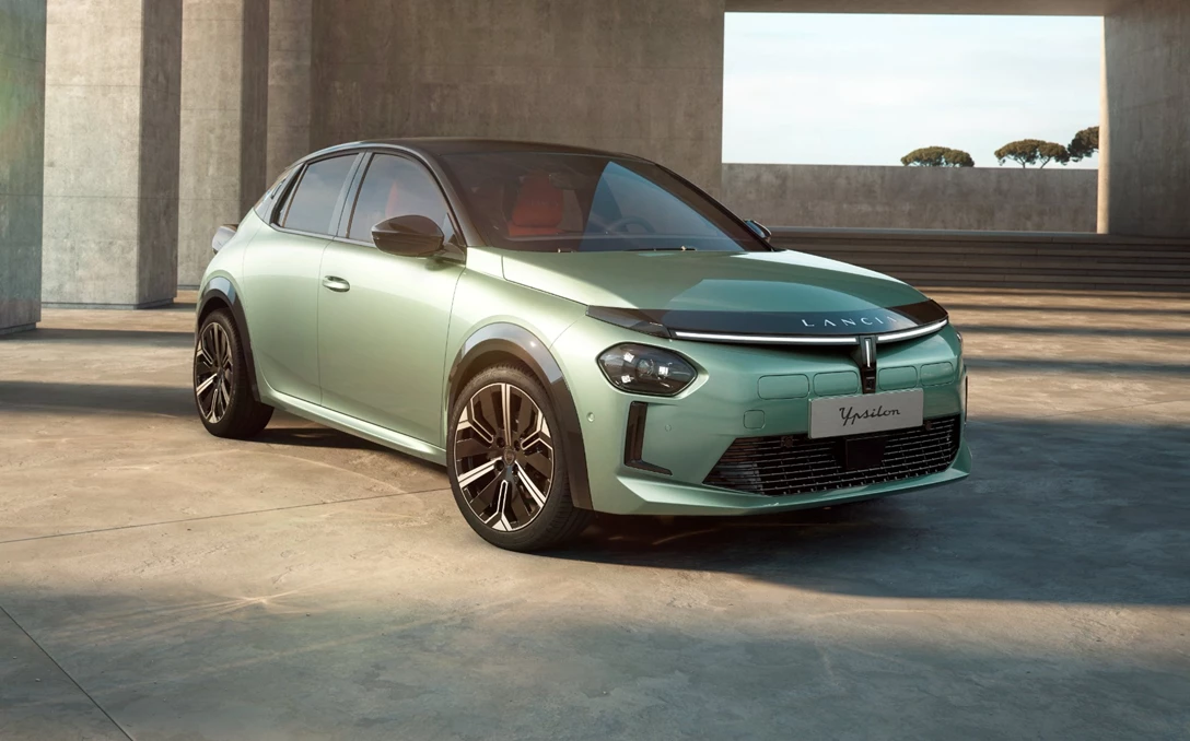 1697142-NewLanciaYpsilon-min.jpg