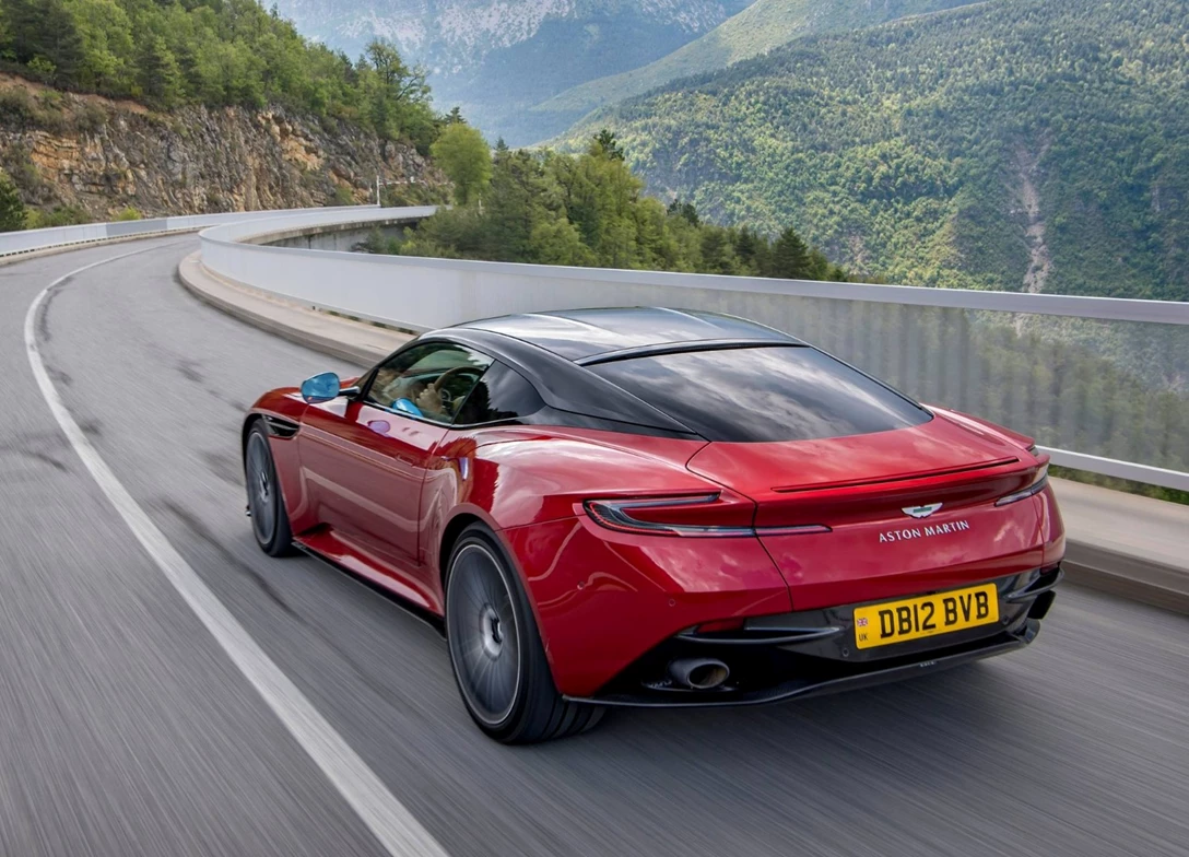 1709488-Aston_Martin-DB12-2024 (4).jpg