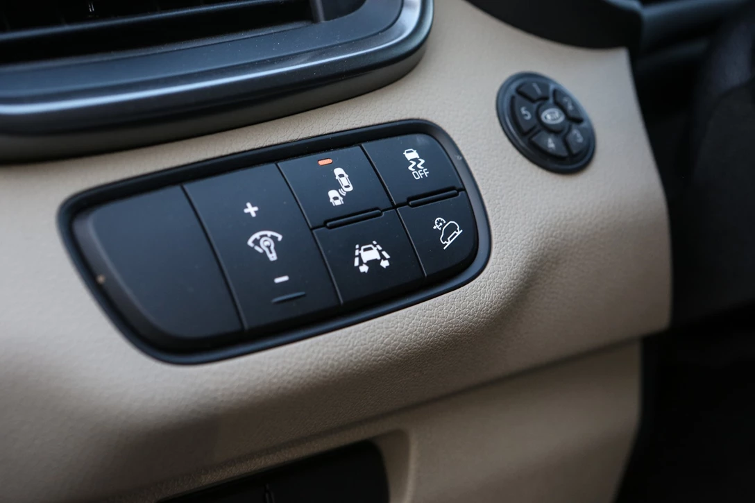 1594587-קיה סורנטו - מבחן דרכים (V6) (5).jpg