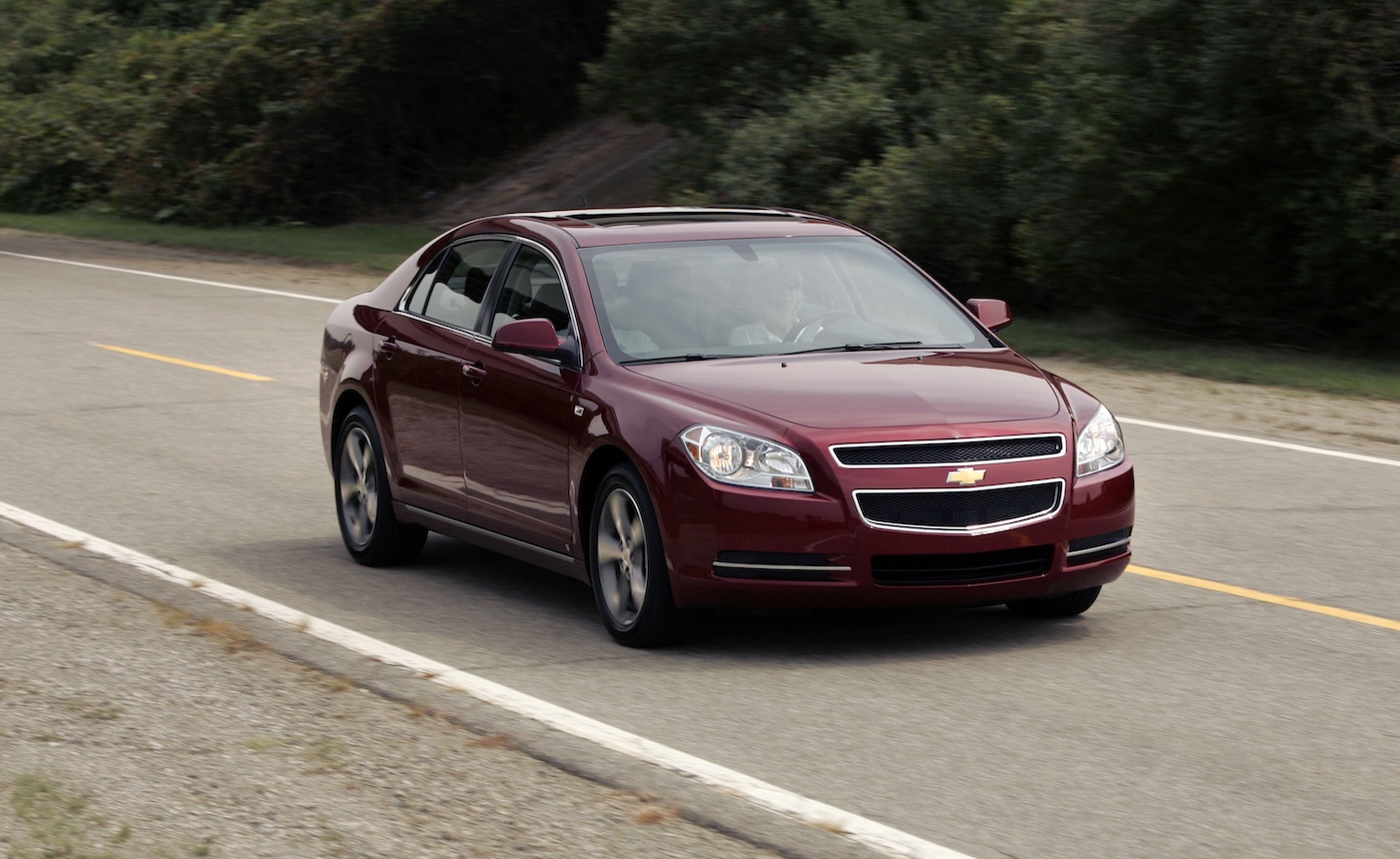 1600744-Chevrolet-Malibu-2008-2013-16.jpeg
