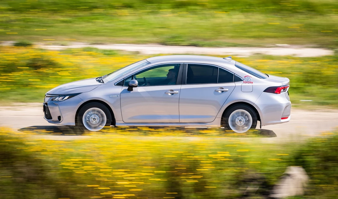 1614000-טויוטה קורולה 1 (11).jpg