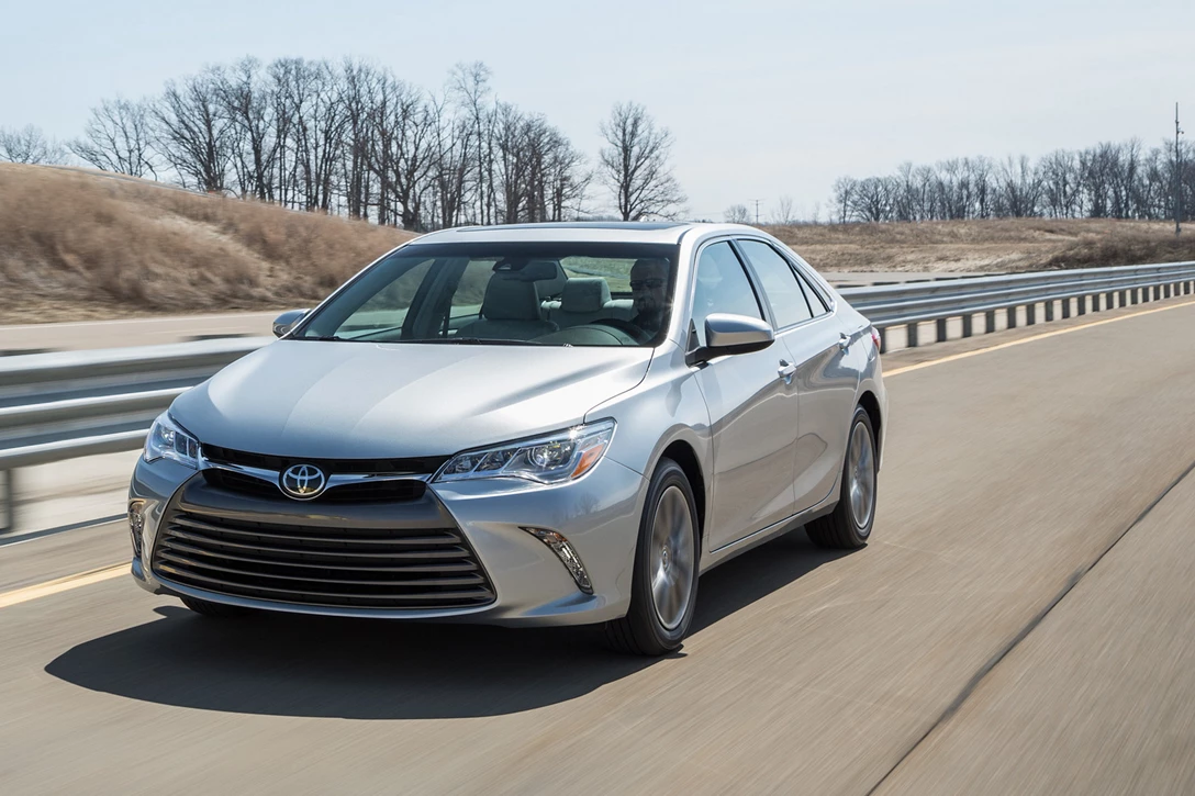 טויוטה קאמרי