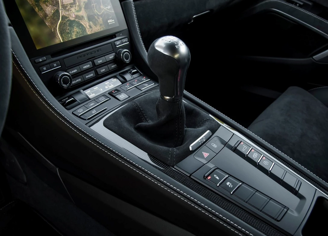 1703248-Porsche-718_Cayman-2024 (13).jpg