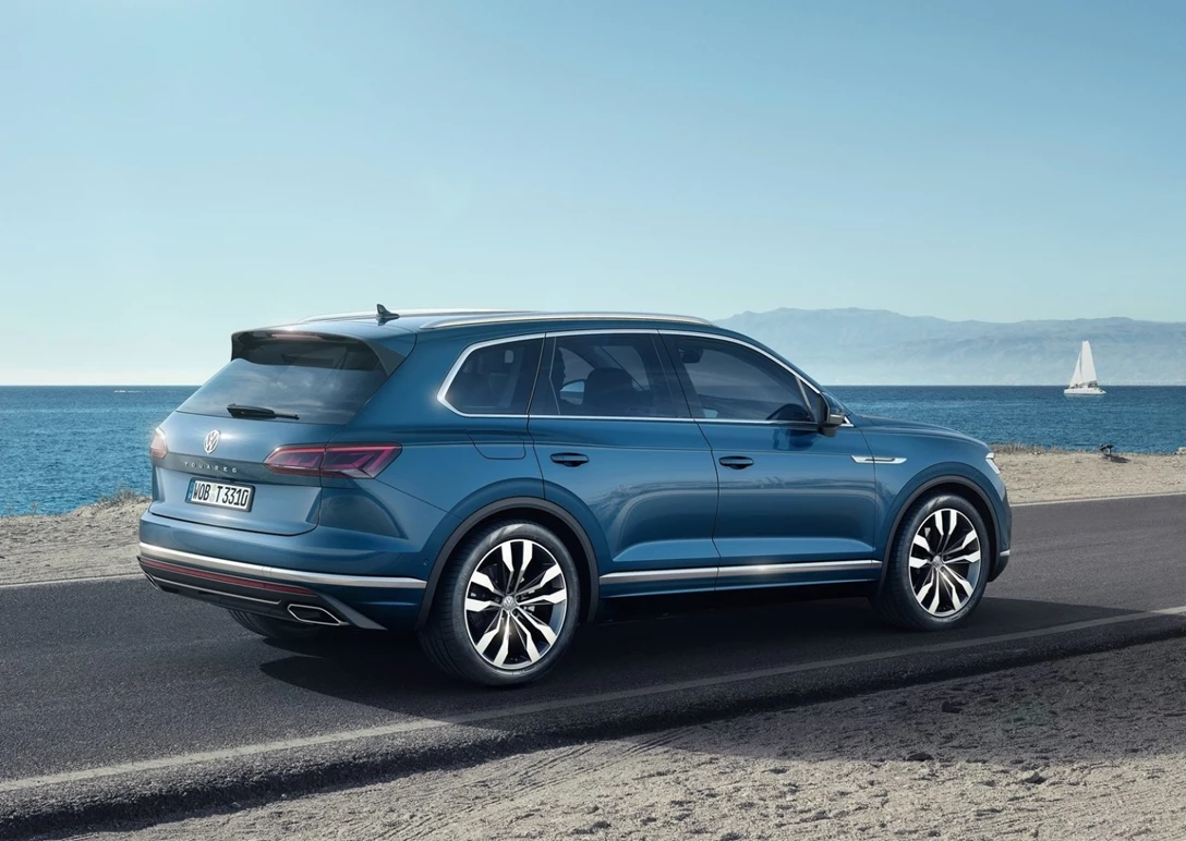 1599263-Volkswagen-Touareg 4.jpg