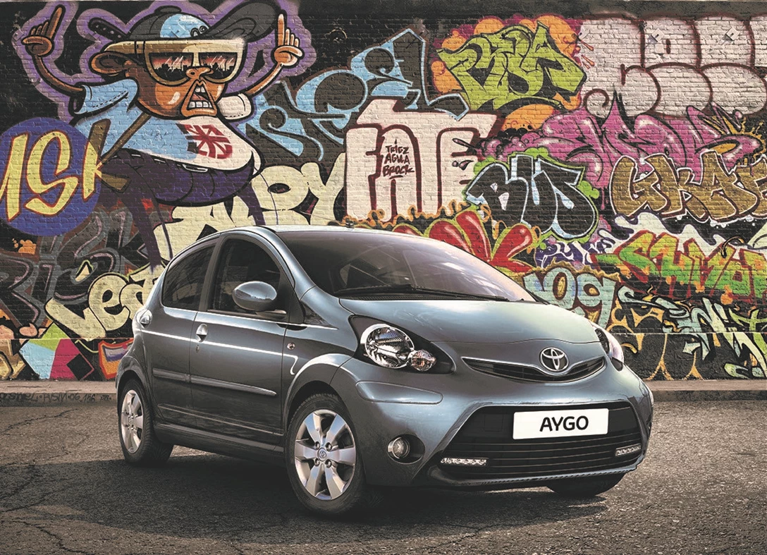 1648219-Toyota-Aygo-2015-02.jpg