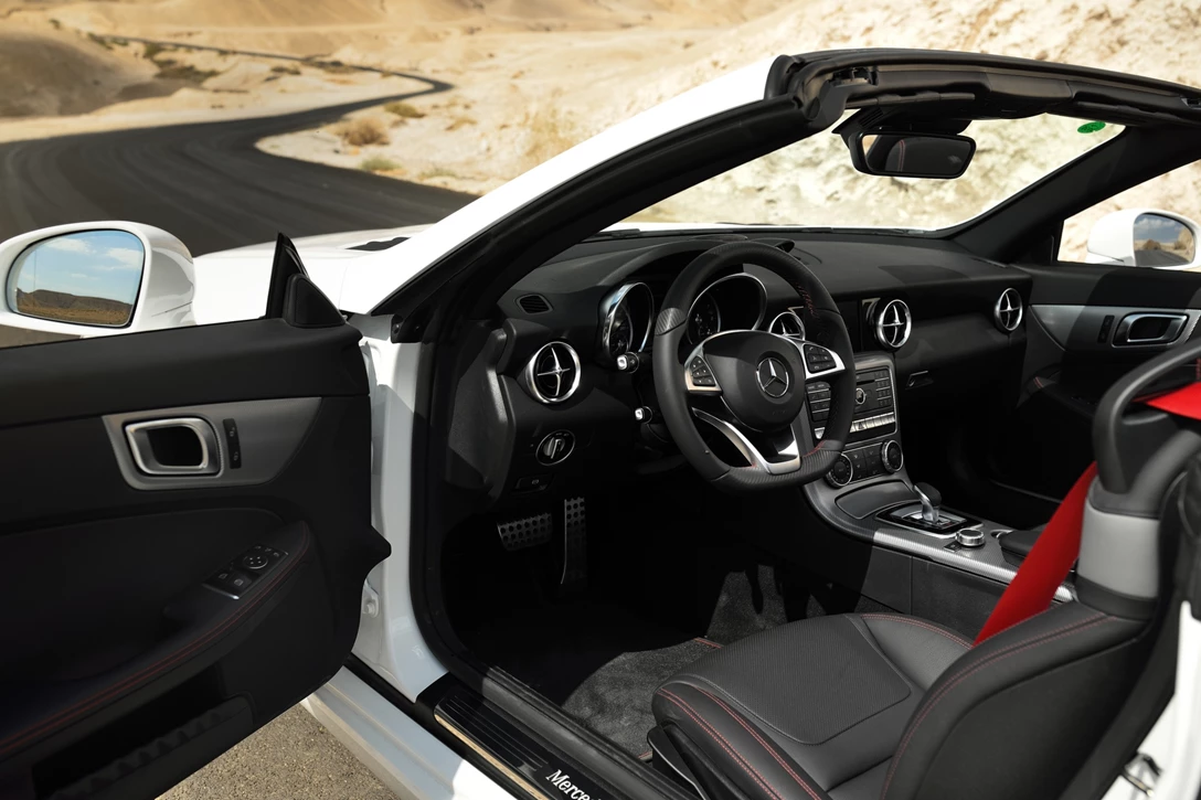 1590249-מרצדס SLC מבחן דרכים (8).jpg