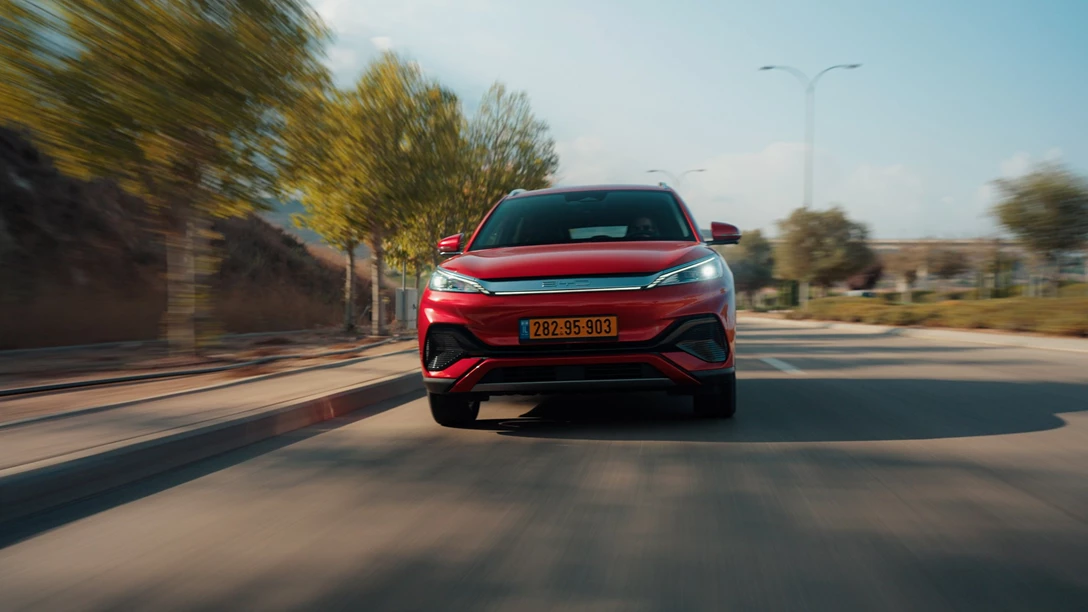 1679150-BYD ATTO 3.00_17_57_00.Still012 copy-min.jpg