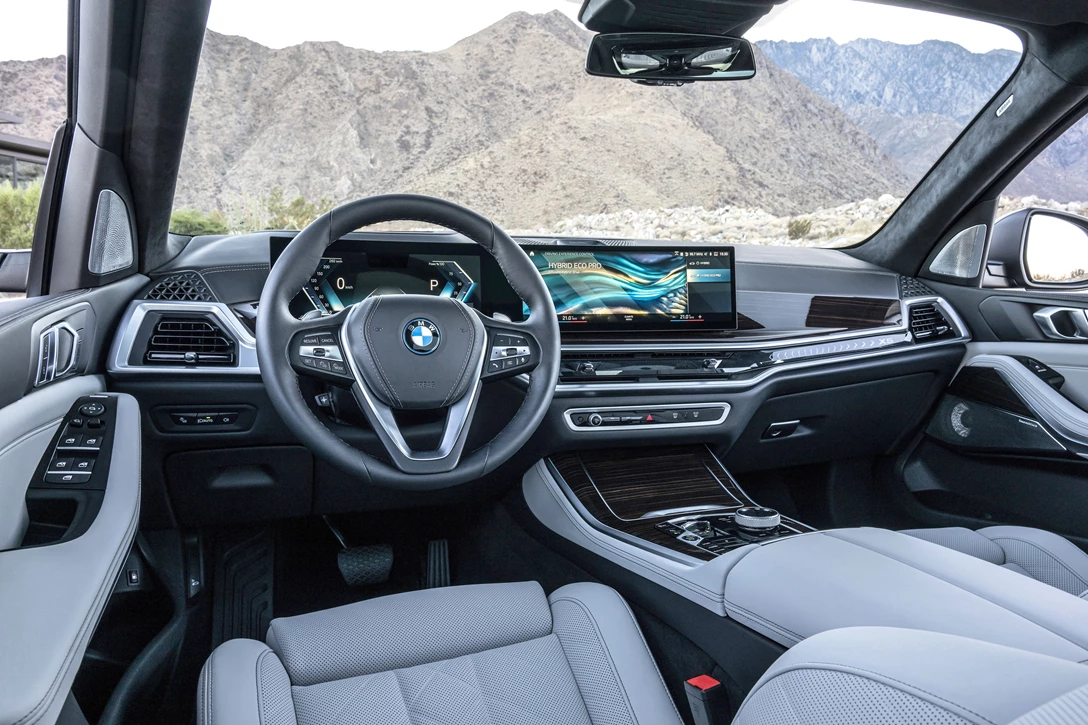 1677419-P90489815_highRes_the-new-bmw-x5-xdriv.jpg