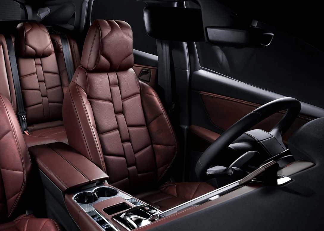 1593041-DS-7_Crossback 7.jpg