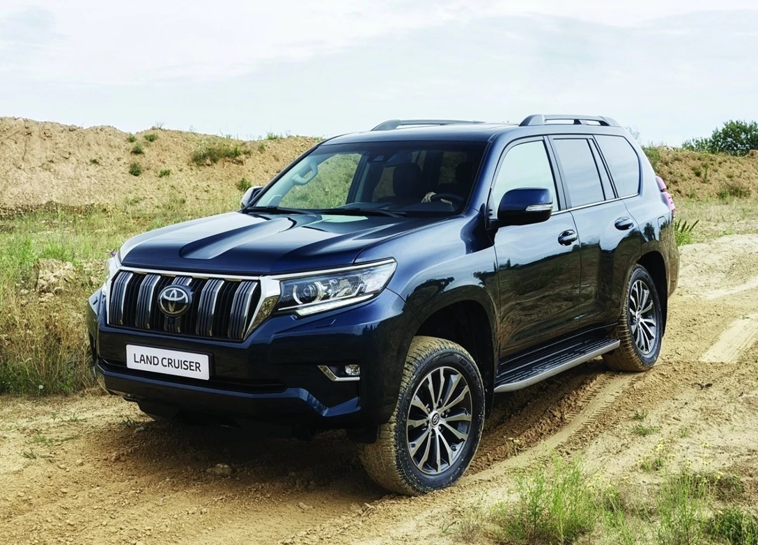 1642577-Toyota-Land_Cruiser-2020-02.jpg