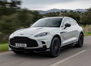 1709456-Aston_Martin-DBX707-2025-04.jpg