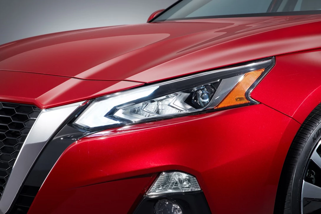 1593483-2019-Nissan-Altima-Photo-14.jpg