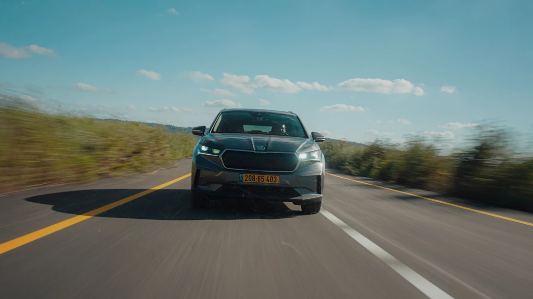 1681654-Hyundai IONIQ 5 vs Skoda Enyaq vs KIA EV6 vs TOYOTA BZ4X - 2023.02_17_41_02.Still219 copy.jpg