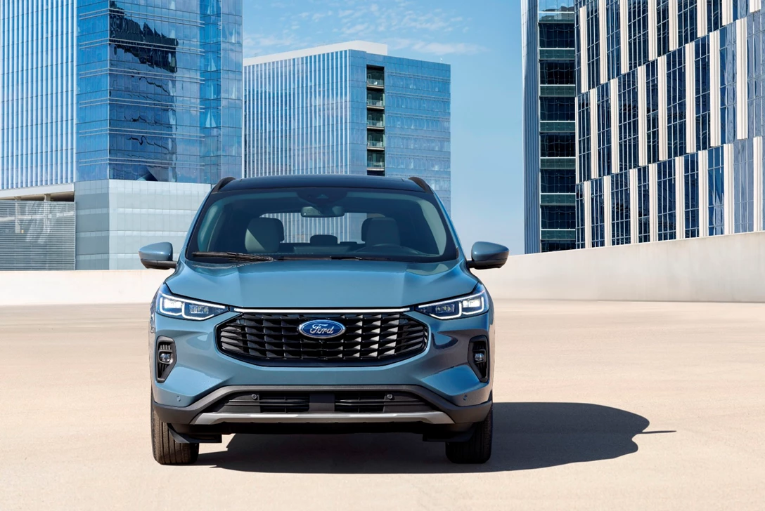 1670107-2023 Ford Escape Plug-In Hybrid_Vapor Blue_03.jpg