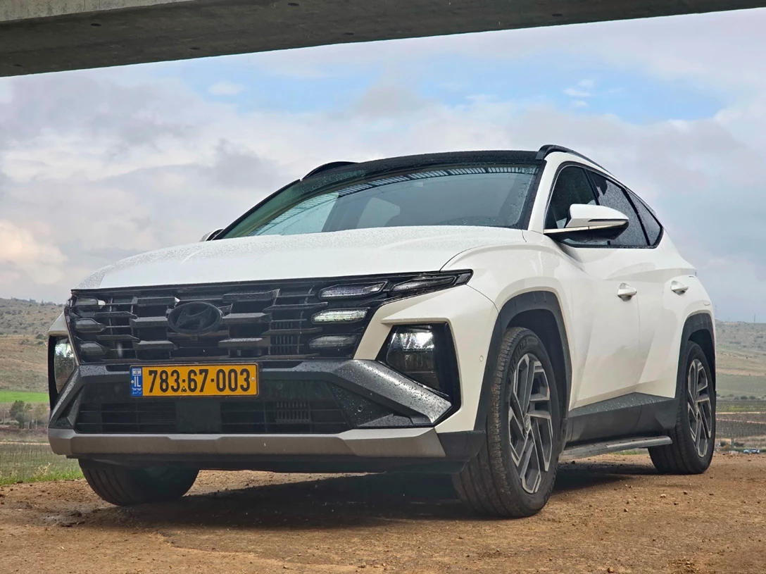 1706990-suv (16).jpg