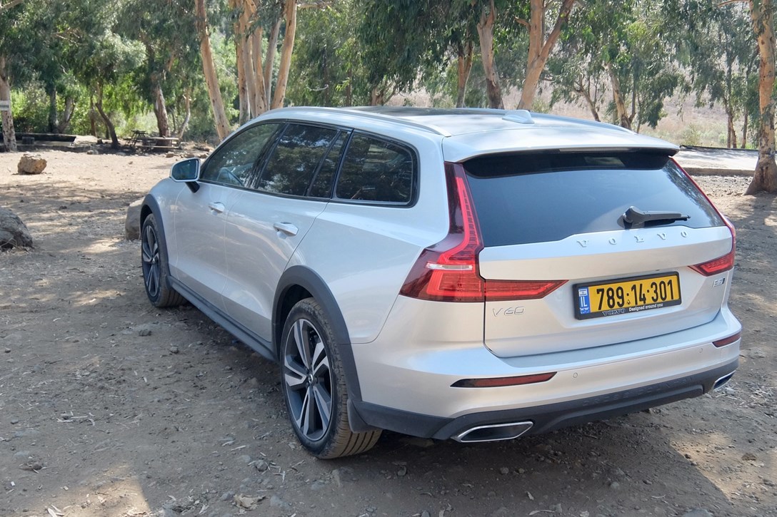 1635136-וולוו V60 קרוס קאנטרי - 13.jpeg