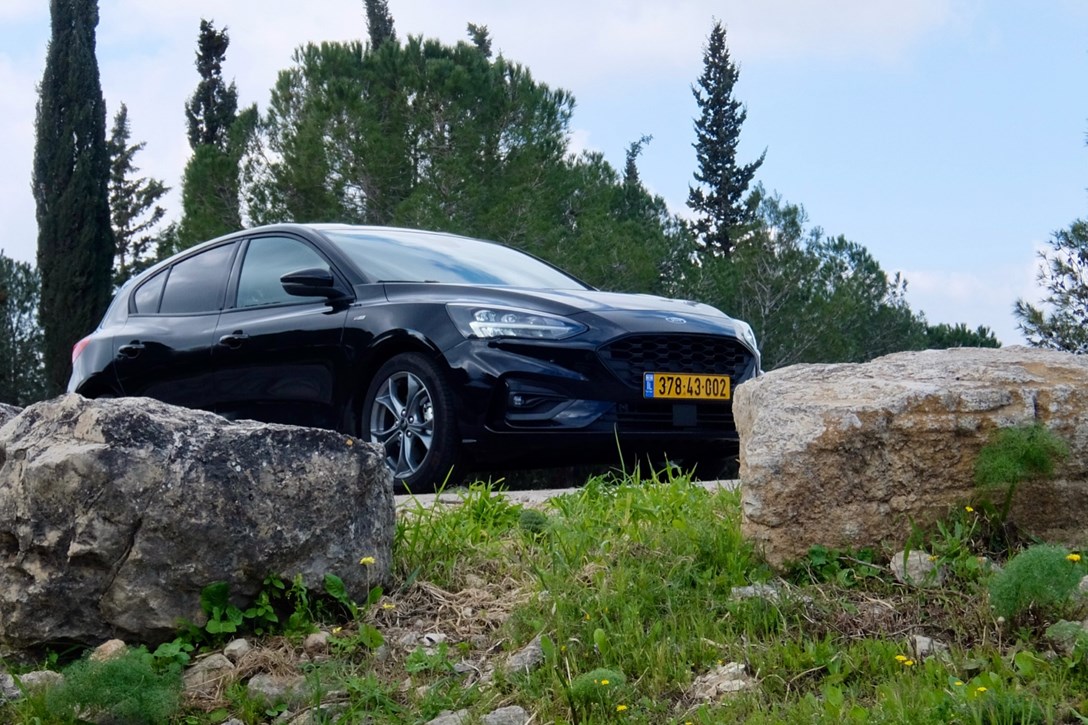 1641994-פורד פוקוס ST ליין מתלה רב חיבורי - 6.jpeg