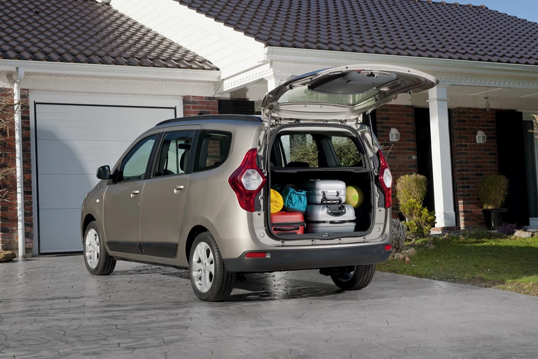 דאצ'יה לודג'י 2012