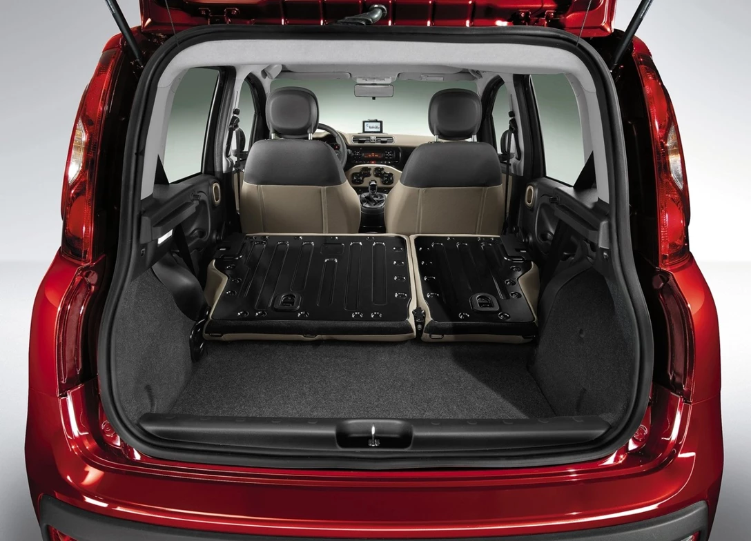 1690239-Fiat-Panda-2013-10.jpg