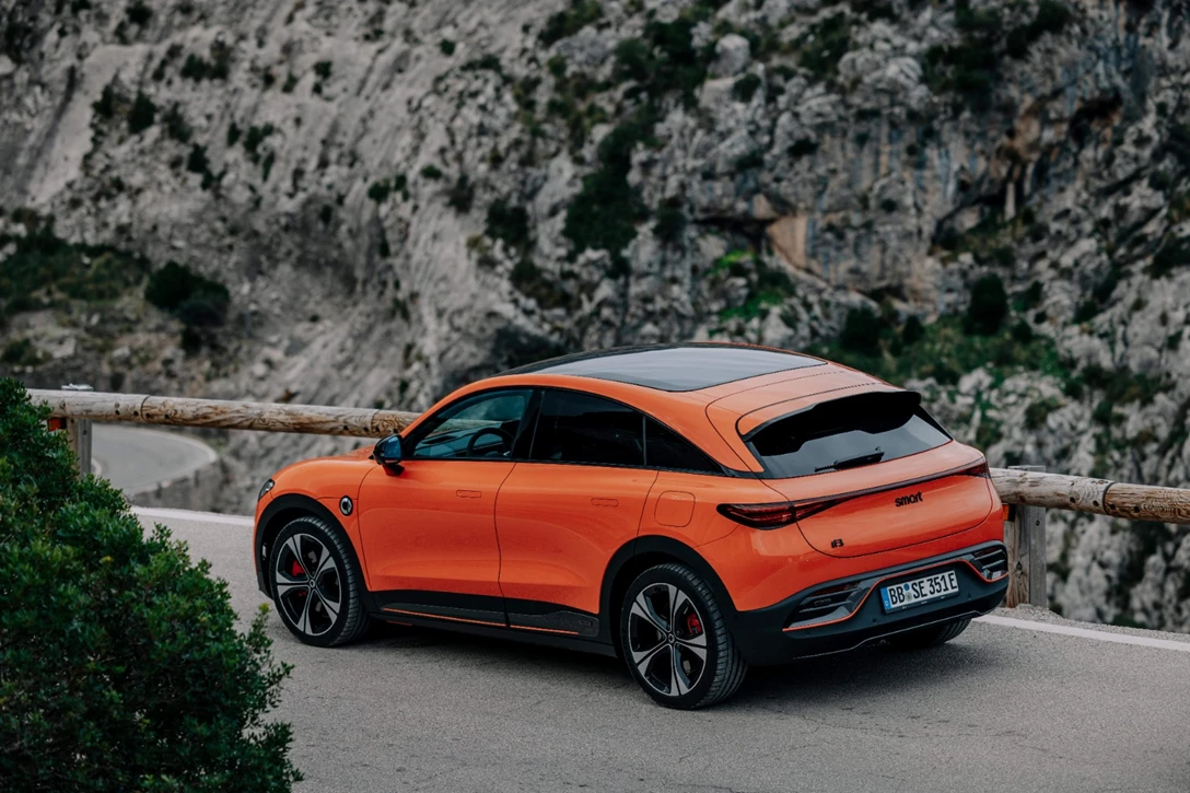 1697118-smart-hashtag3-brabus-photon-orange-exterior-mallorca21-min.jpg