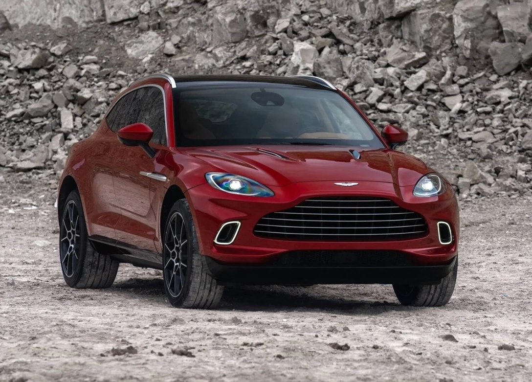 1625876-Aston_Martin-DBX-2021-01.jpg