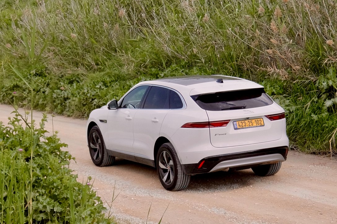 1641935-יגואר F פייס  - 10.jpeg