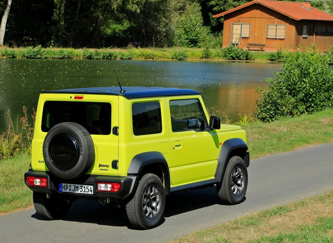 1654926-Suzuki-Jimny-2022-03.jpg