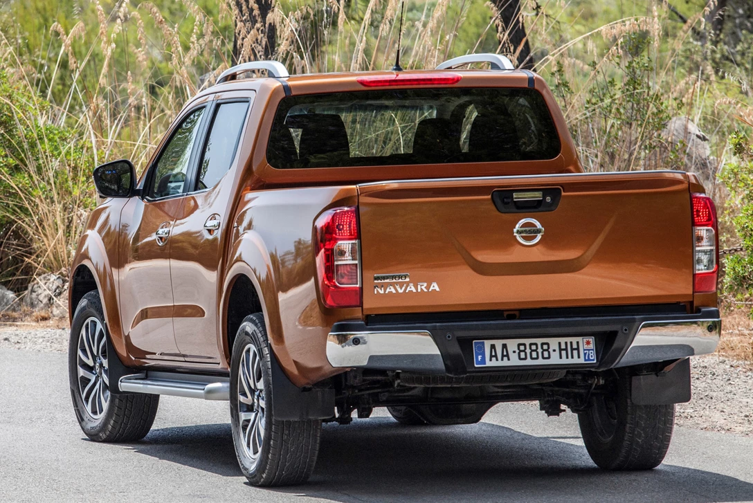 ניסאן נווארה 2016