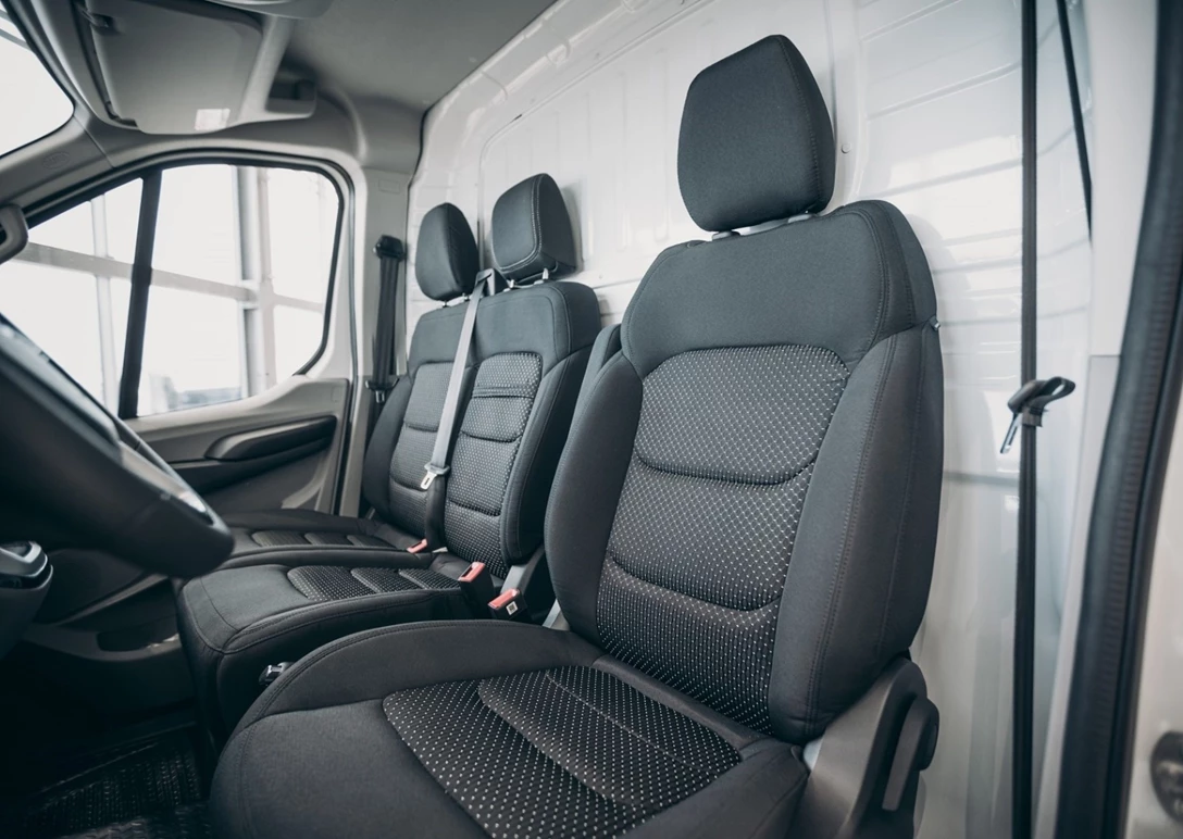 1647142-Maxus-E-Deliver 9-06.jpg