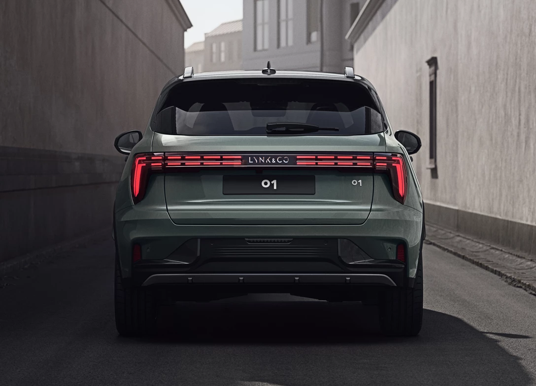 Lynk-&-Co-01-2025-03.jpg