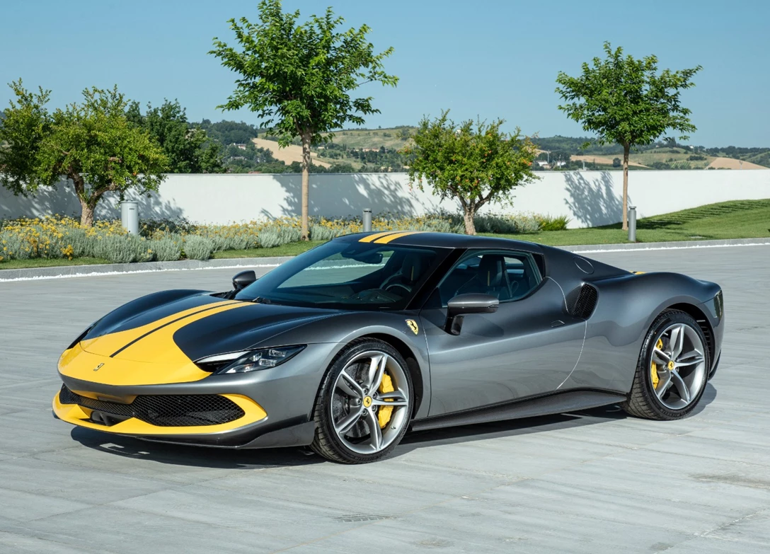 1704339-Ferrari-296_GTB-2024 (4).jpg