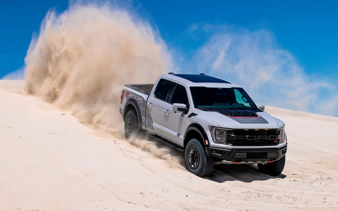 1663644-2023 F-150 Raptor R_exterior_ Avalanche Gray_ 02.jpg