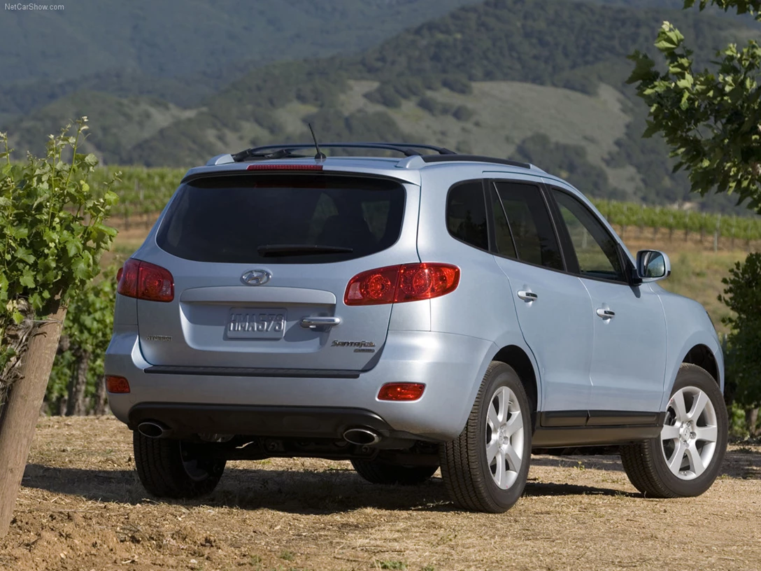 1591011-Hyundai-Santa_Fe.jpg