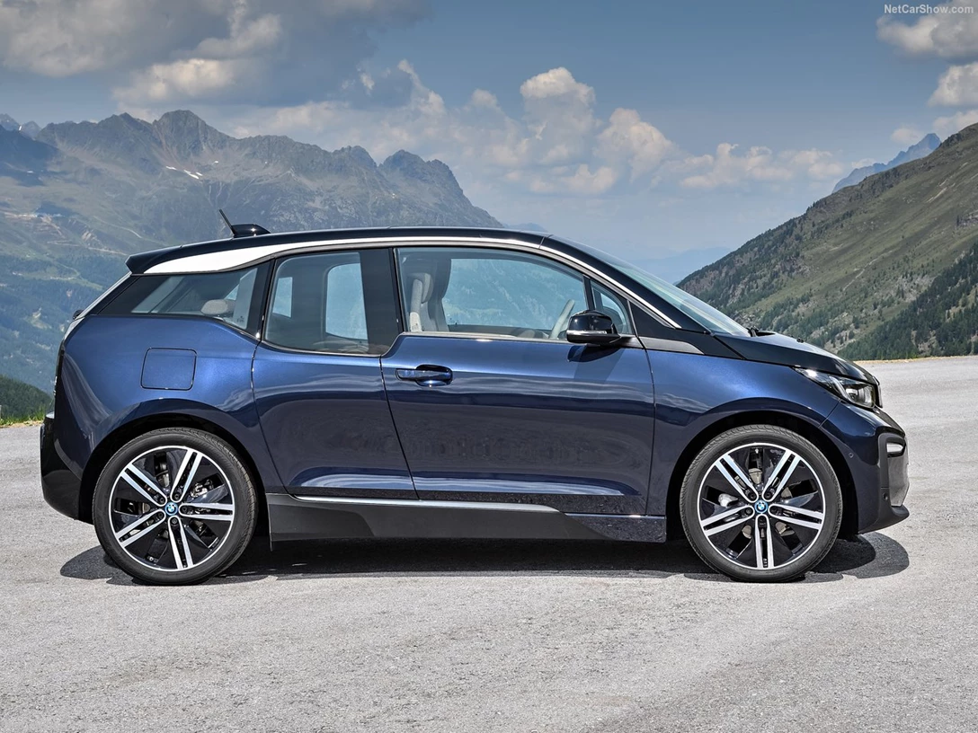 1588662-BMW-i3 3.jpg