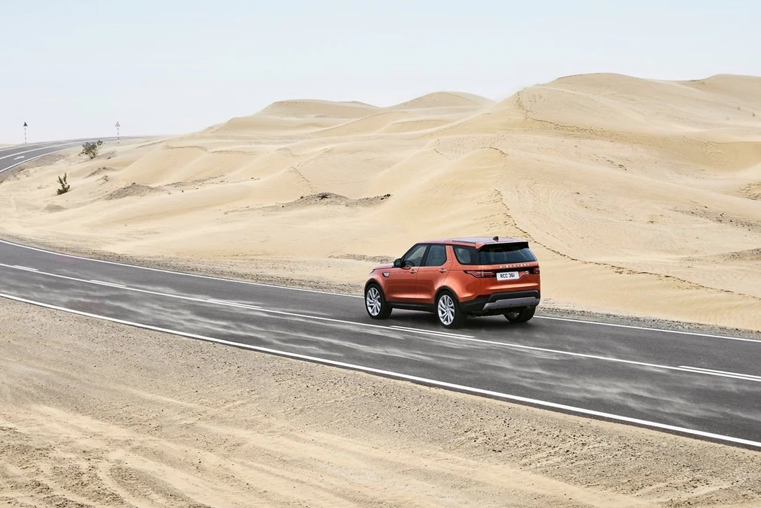 1582732-לנד רובר דיסקברי 5 (1).jpg