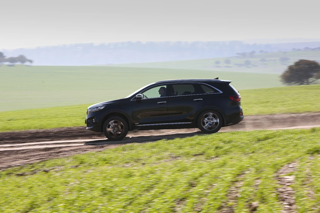 1594584-קיה סורנטו - מבחן דרכים (V6) (11).jpg